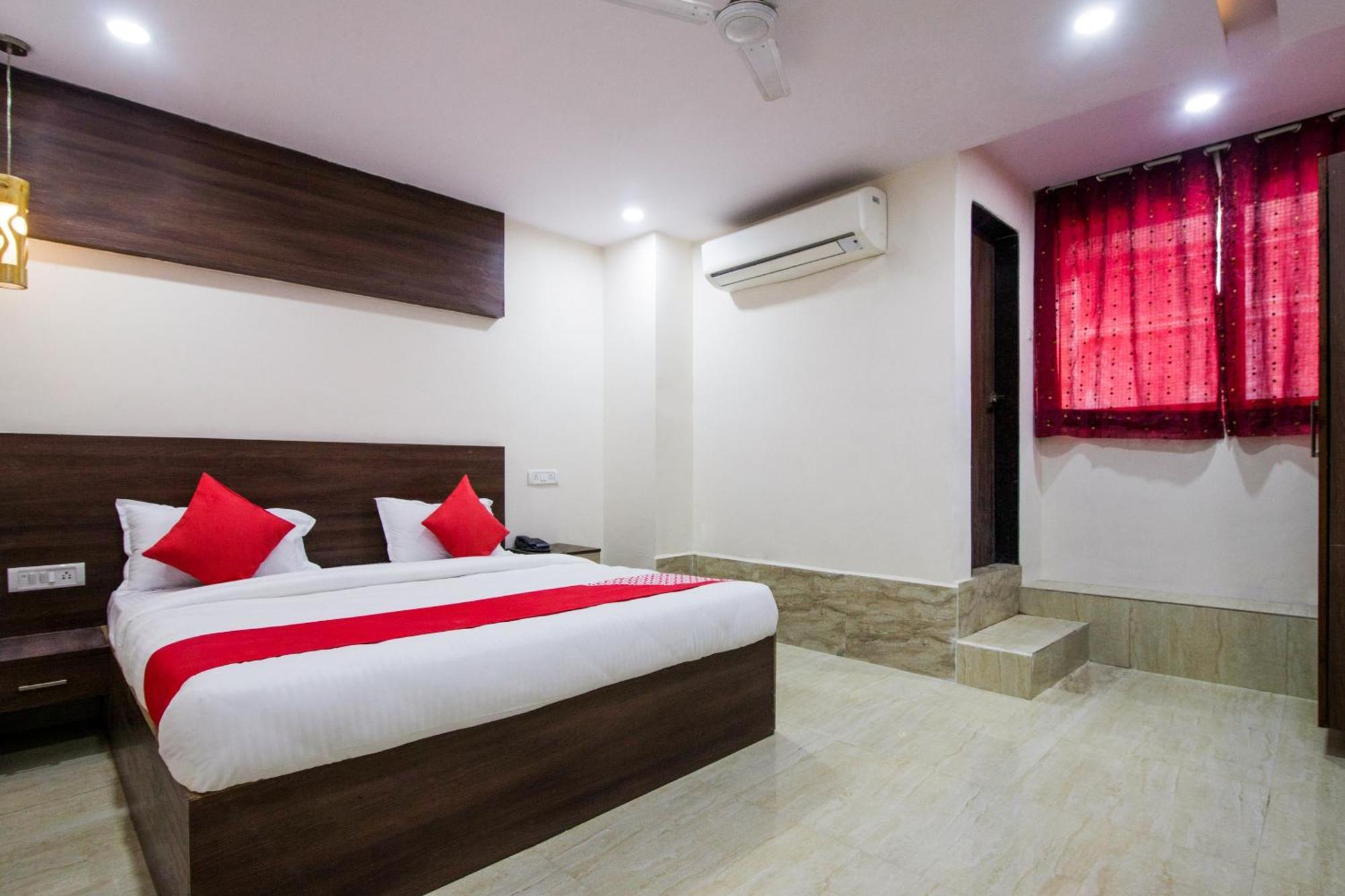 Super Hotel O Holiday Rani Gunj Opp Punjab National Bank Secunderabad Exterior photo